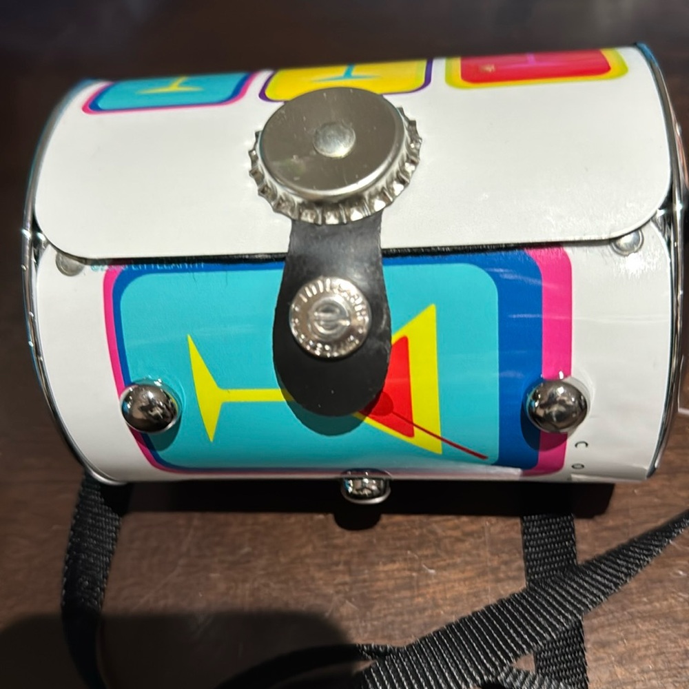 ❤️ “Authentic LITTLEARTH Cocktail Hour Martini metal round bag” ❤️